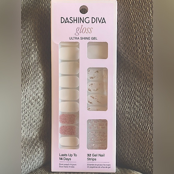 ‘Dashing Diva’ Ultra Shine Gel Strip Nails [34 count ‘GS144 Crystal Clear’] - Picture 9 of 9